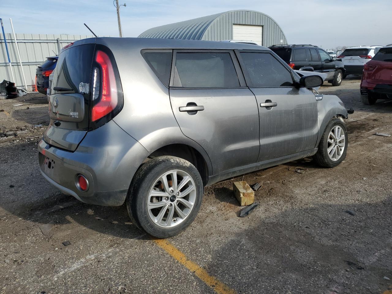 2019 KIA SOUL + - Image 3