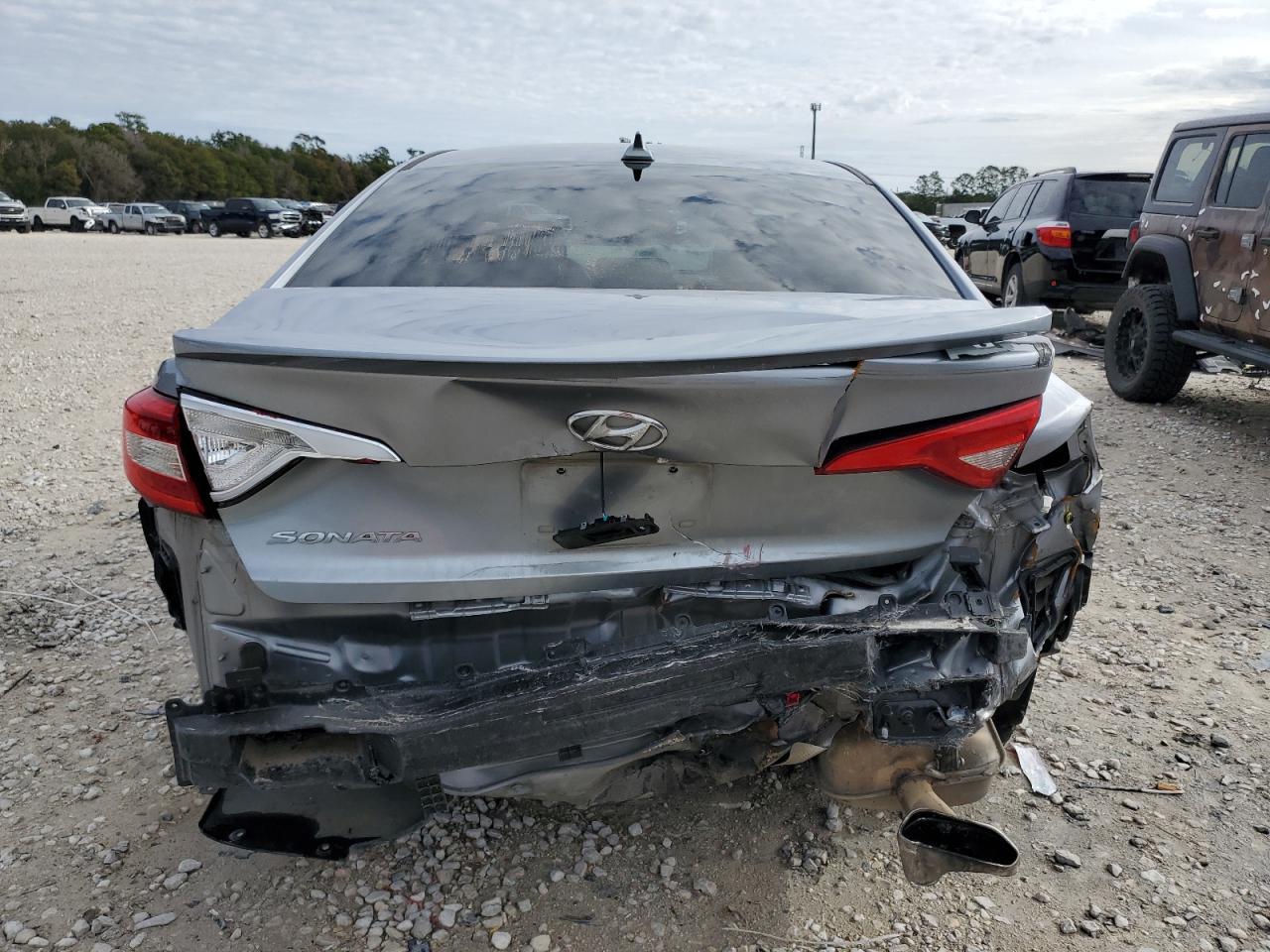 2017 HYUNDAI SONATA SE - Фото 6