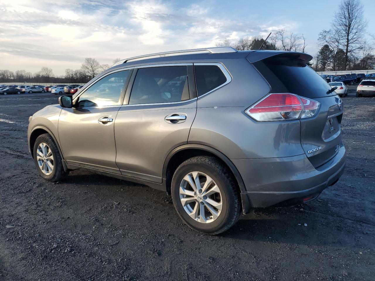 2016 NISSAN ROGUE S - Фото 2