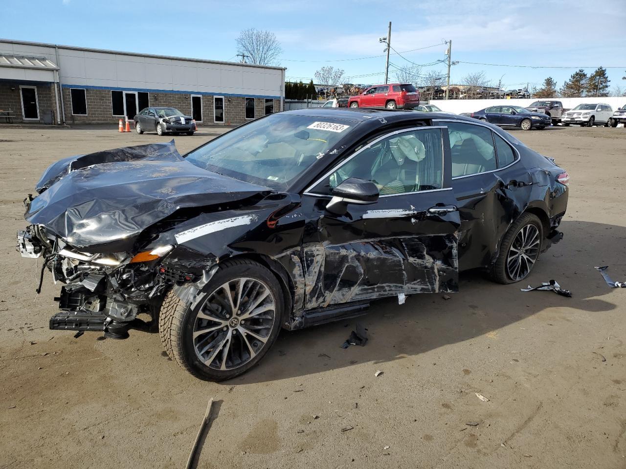 2020 TOYOTA CAMRY SE