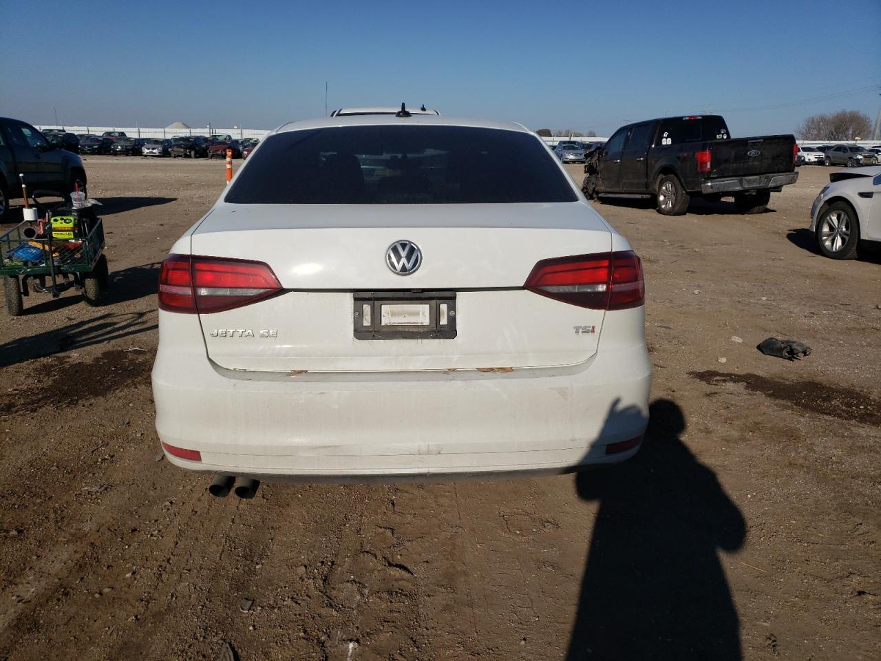 2017 VOLKSWAGEN JETTA SE - Image 6
