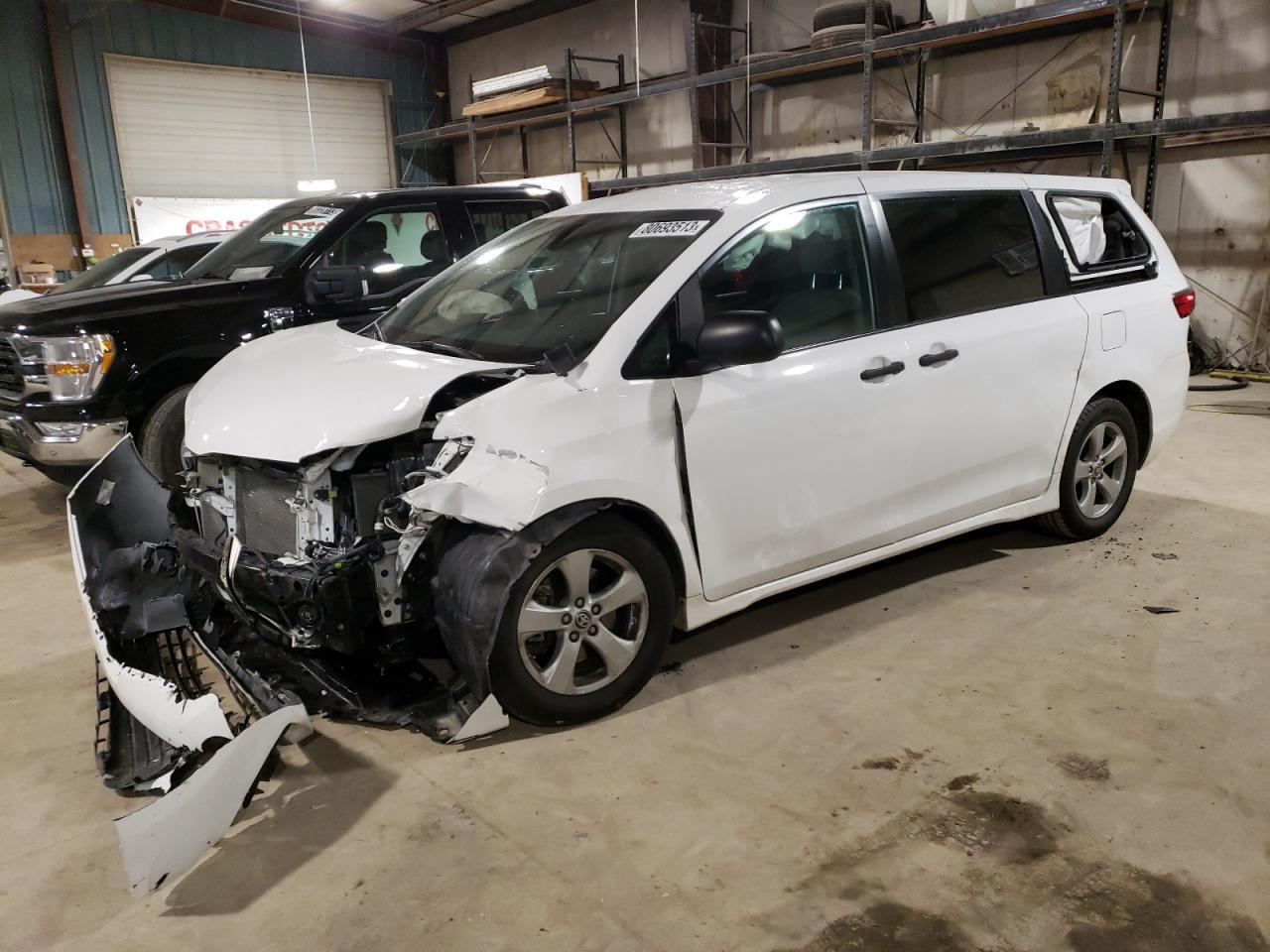 2020 TOYOTA SIENNA L