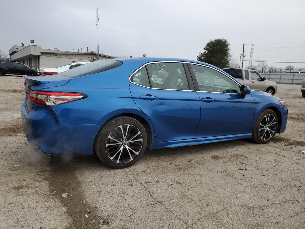 2018 TOYOTA CAMRY L - Image 3