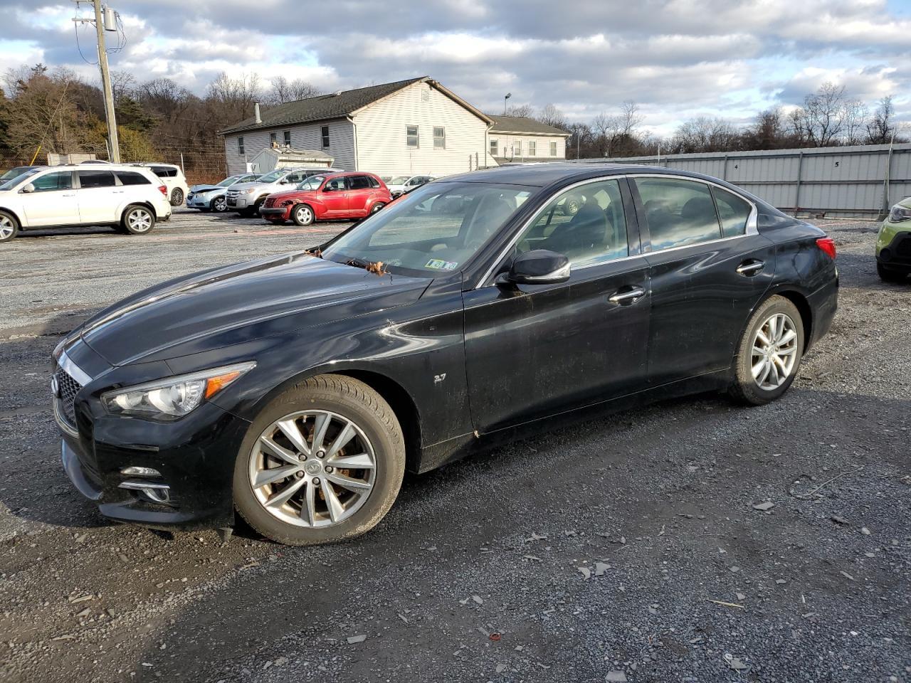 2015 INFINITI Q50 BASE