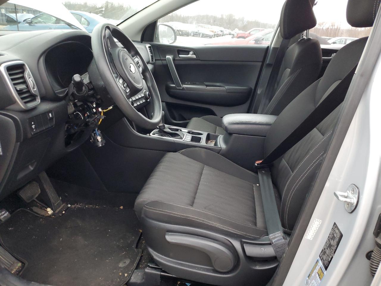 2017 KIA SPORTAGE L - Image 7