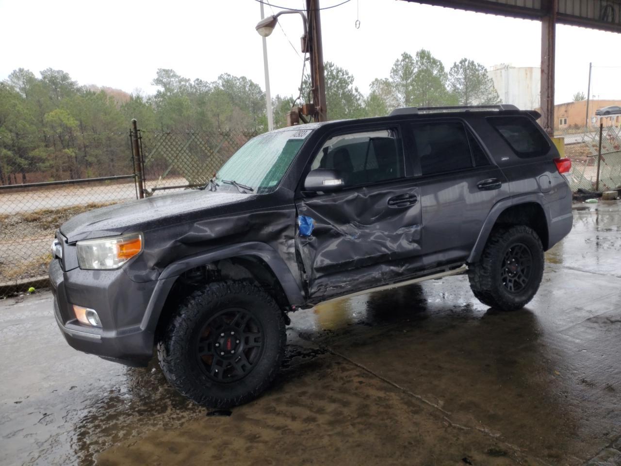 2011 TOYOTA 4RUNNER SR