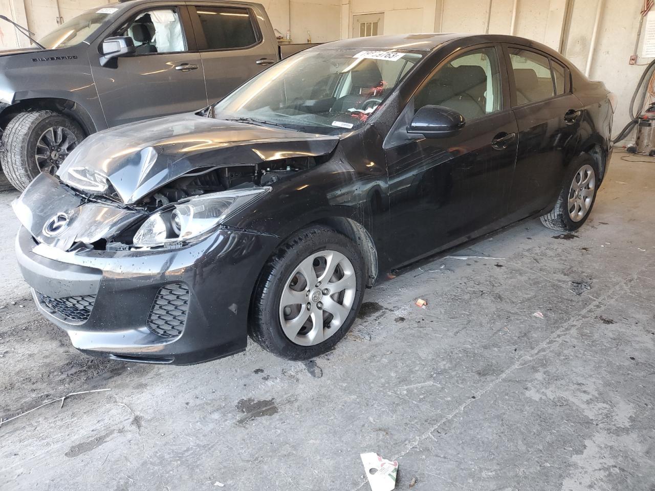 2013 MAZDA 3 I