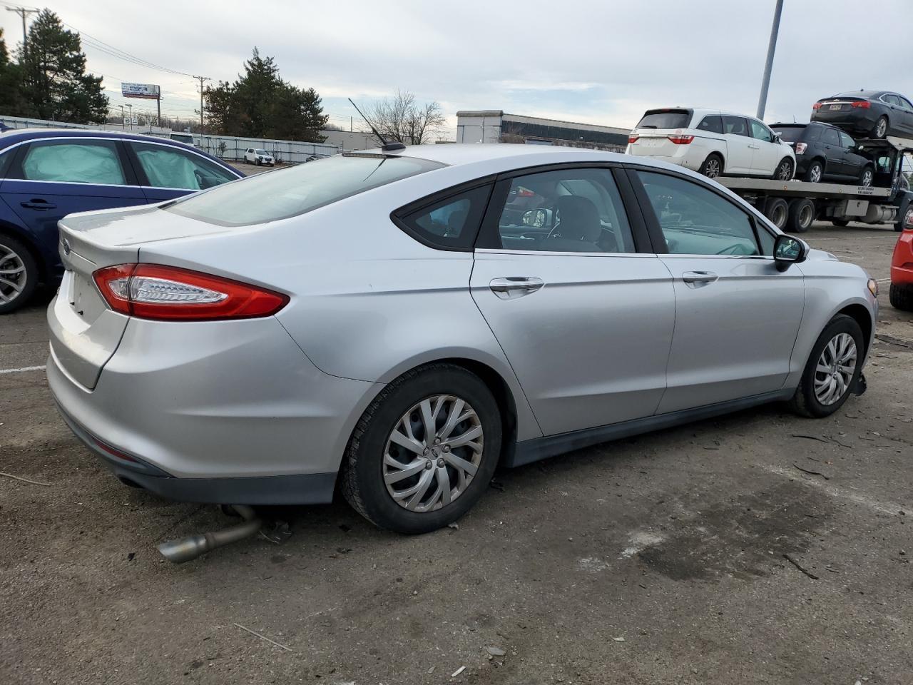 2013 FORD FUSION S - Image 3