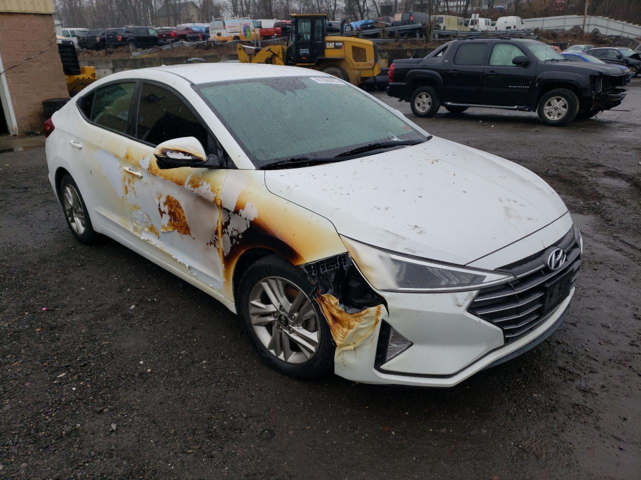 2019 HYUNDAI ELANTRA SE - Image 4