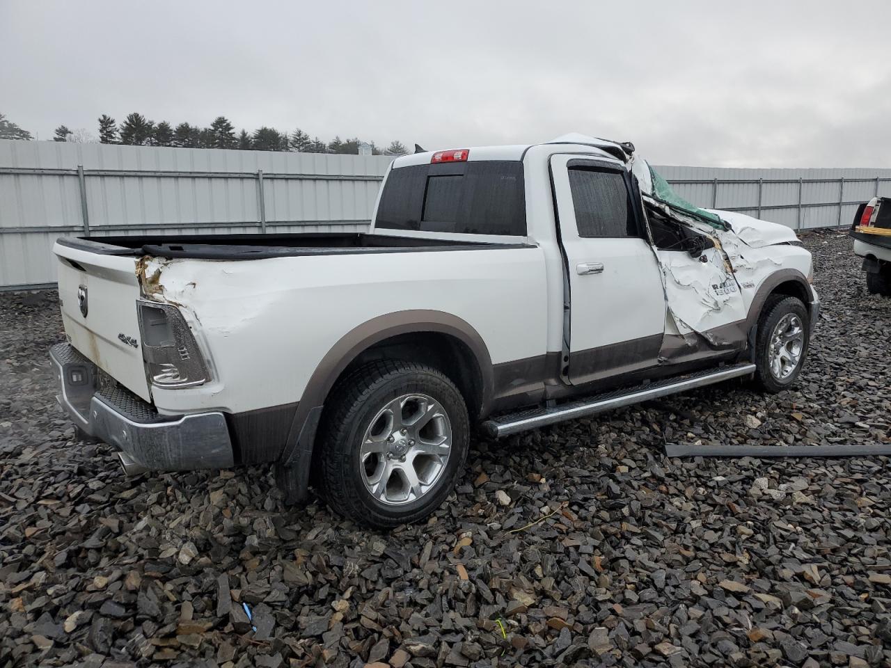 2017 RAM 1500 LARAM - Image 3