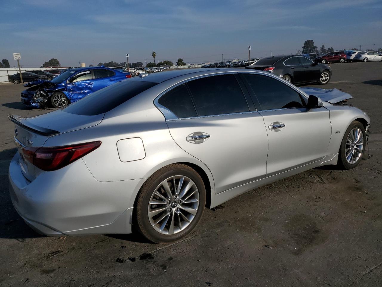 2018 INFINITI Q50 LUXE - Image 3