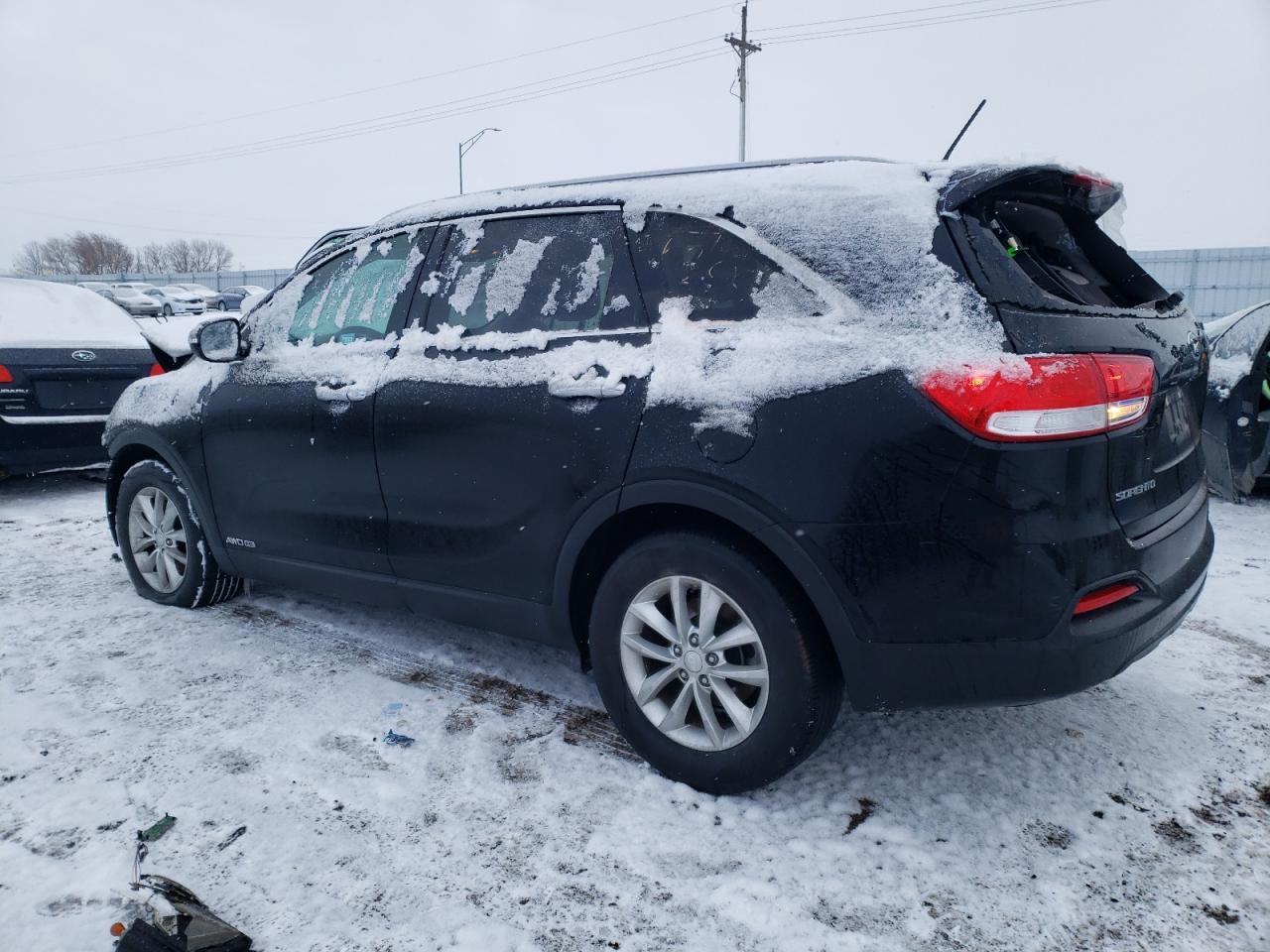 2017 KIA SORENTO LX - Image 2