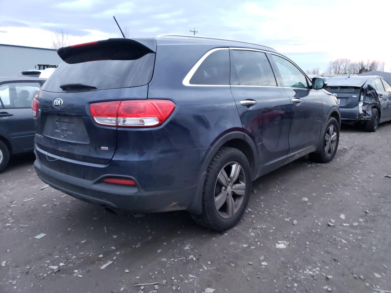 2016 KIA SORENTO LX - Image 3
