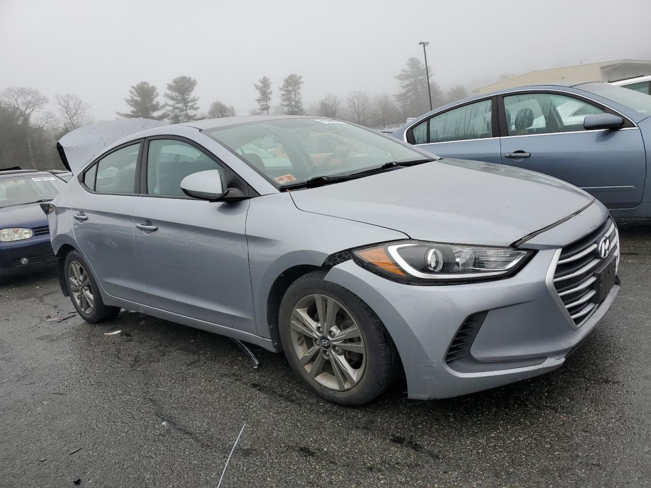 2017 HYUNDAI ELANTRA SE - Фото 4