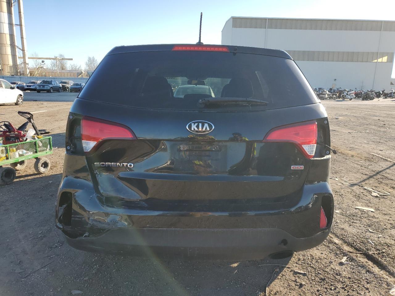 2014 KIA SORENTO LX - Фото 6