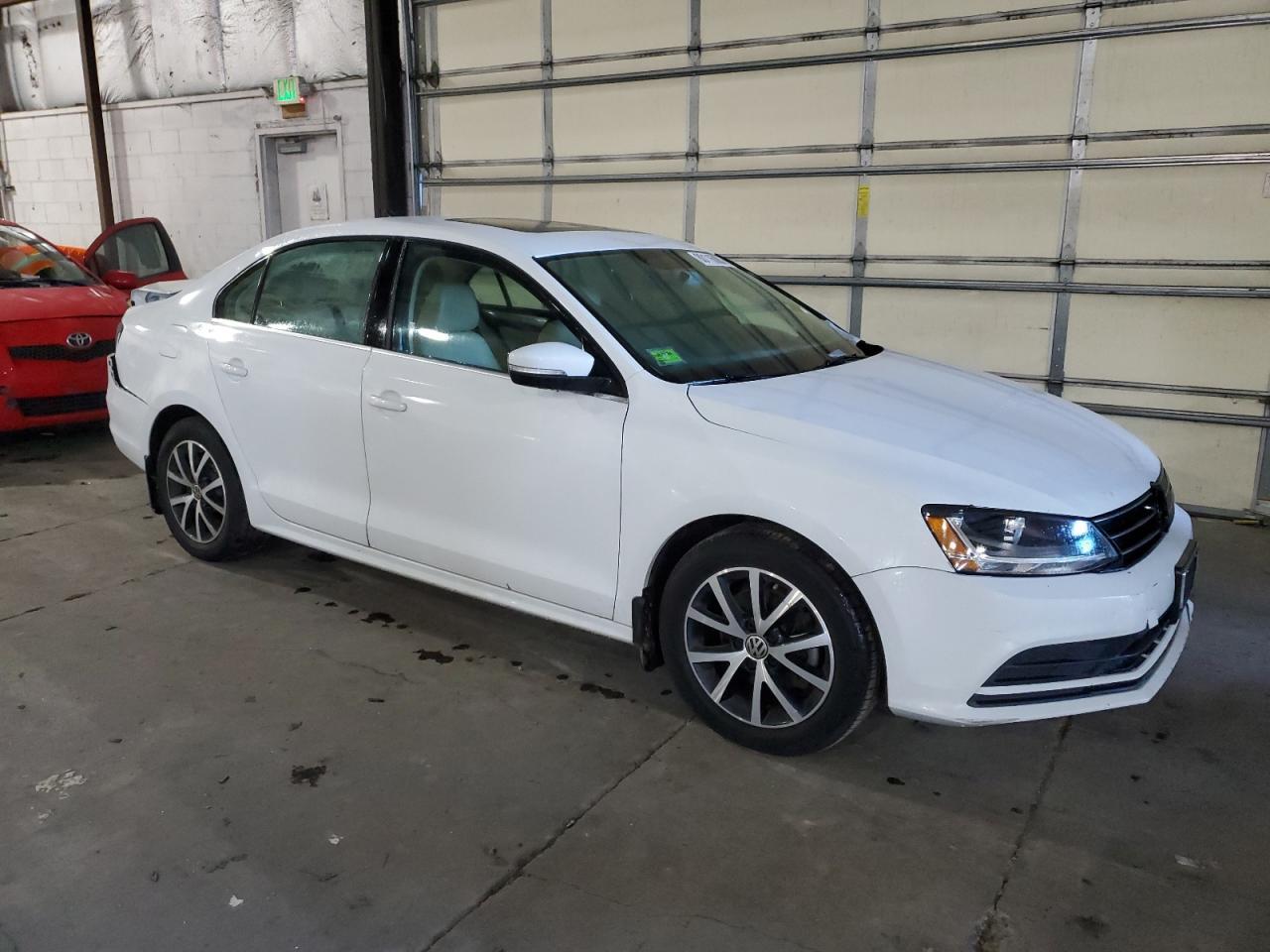2017 VOLKSWAGEN JETTA SE - Image 4