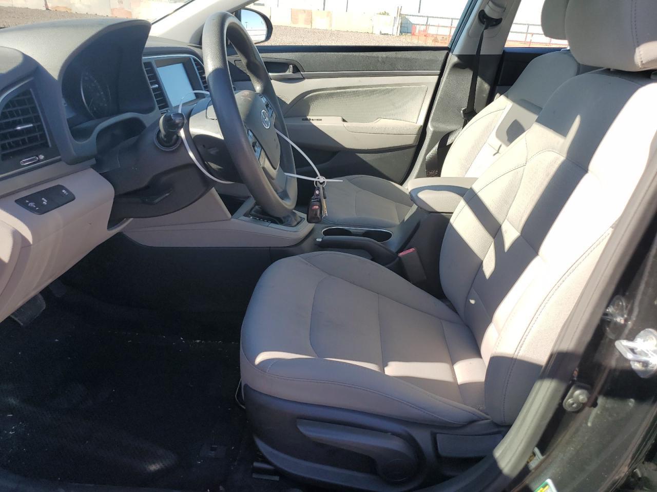 2018 HYUNDAI ELANTRA SE - Фото 7