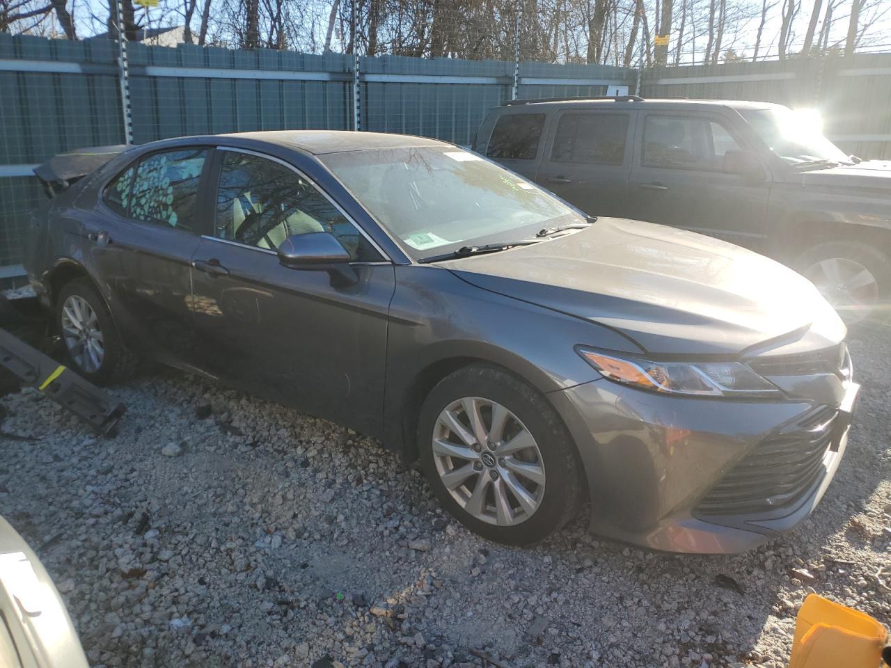 2018 TOYOTA CAMRY L - Фото 4