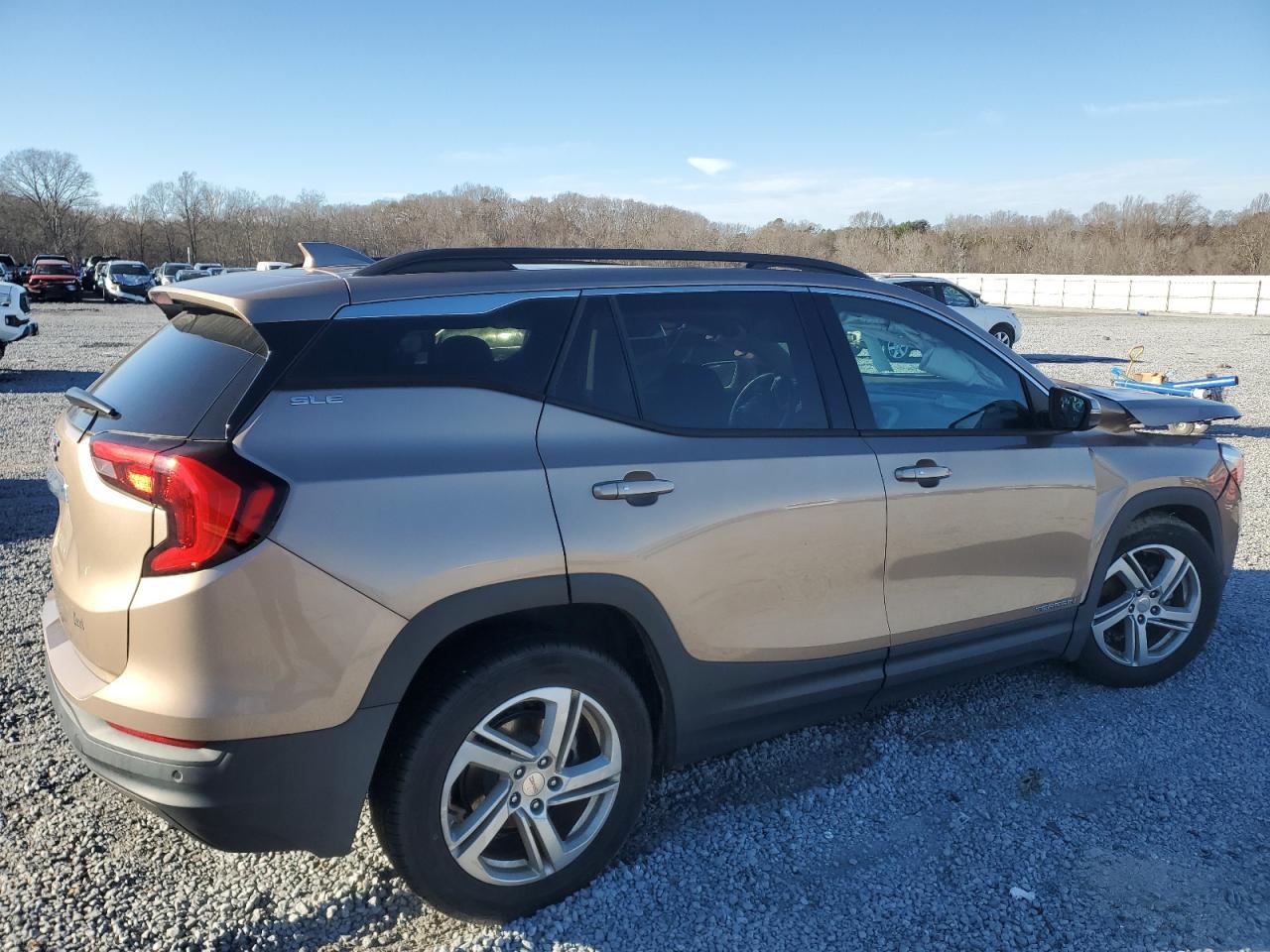 2018 GMC TERRAIN SL - Image 3