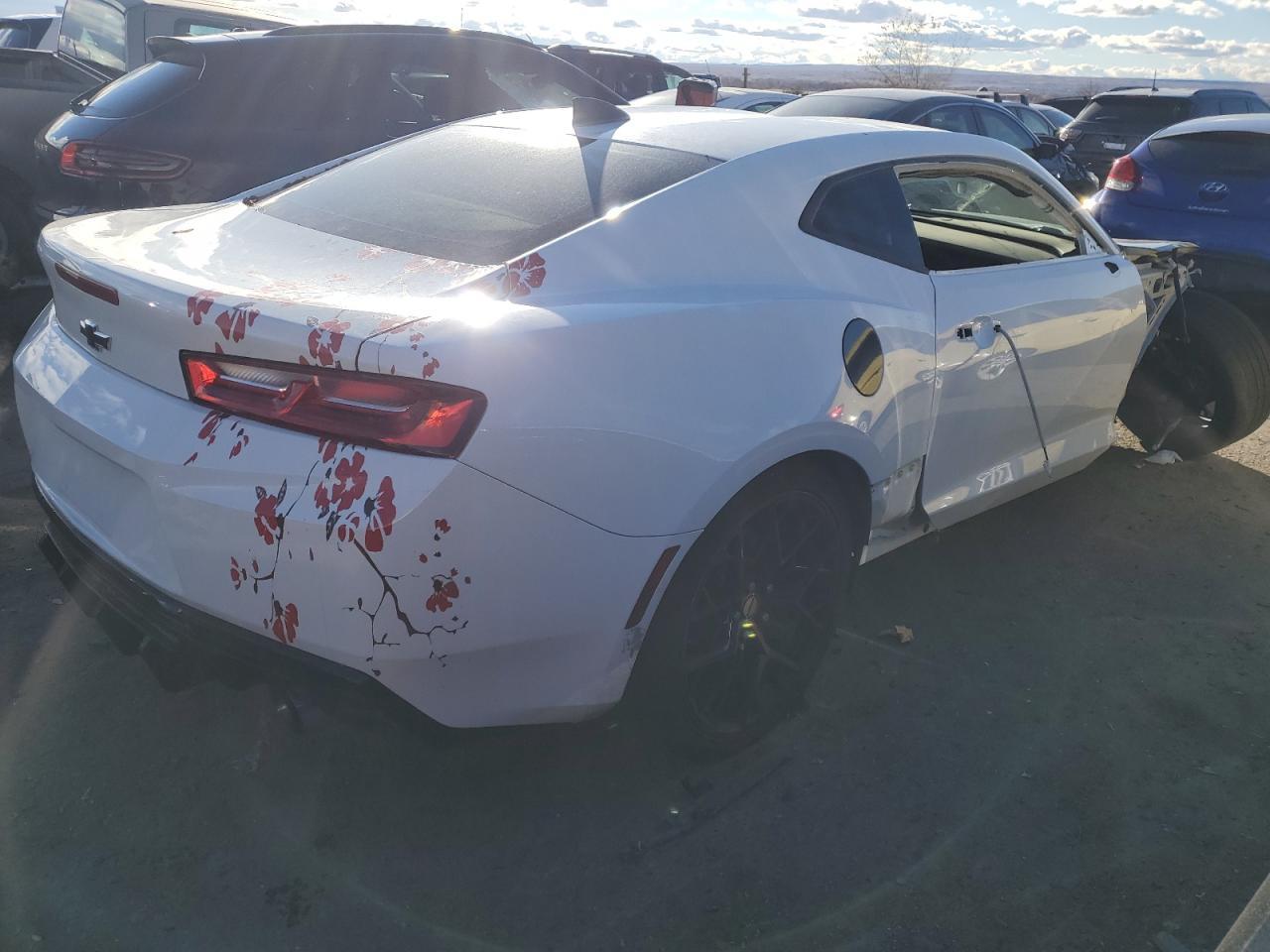 2018 CHEVROLET CAMARO LT - Фото 3