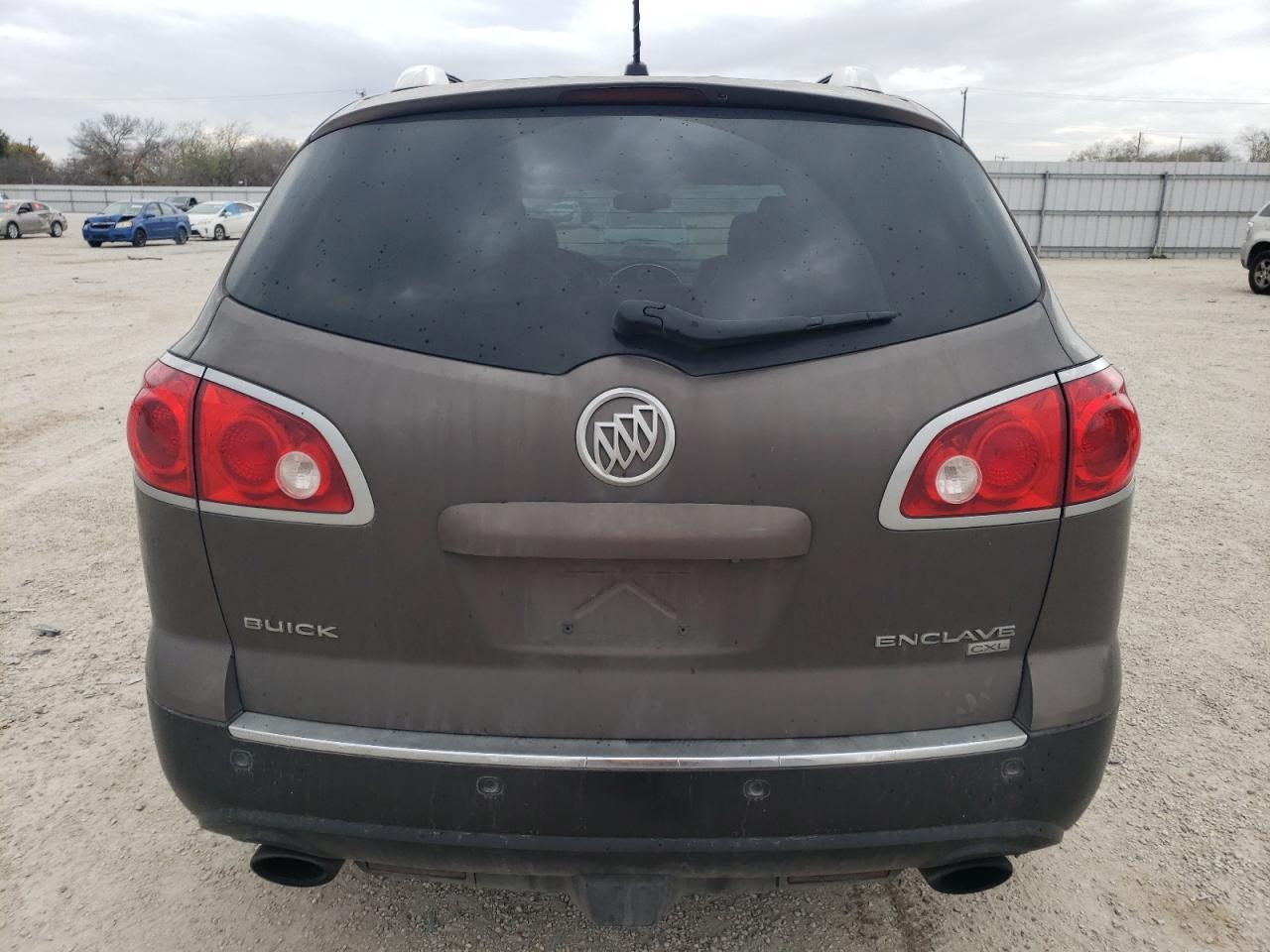 2011 BUICK ENCLAVE CX - Фото 6