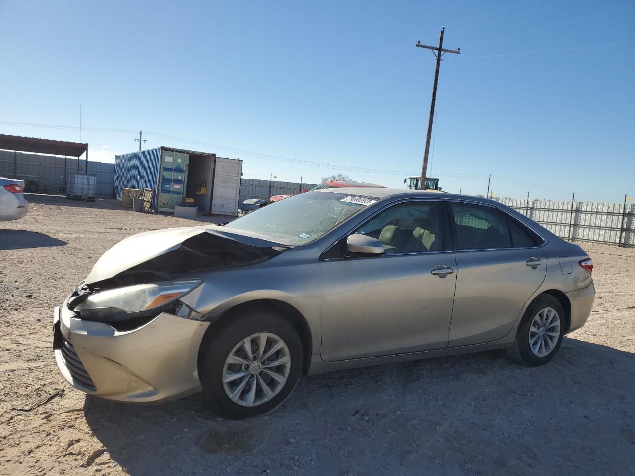 2016 TOYOTA CAMRY LE