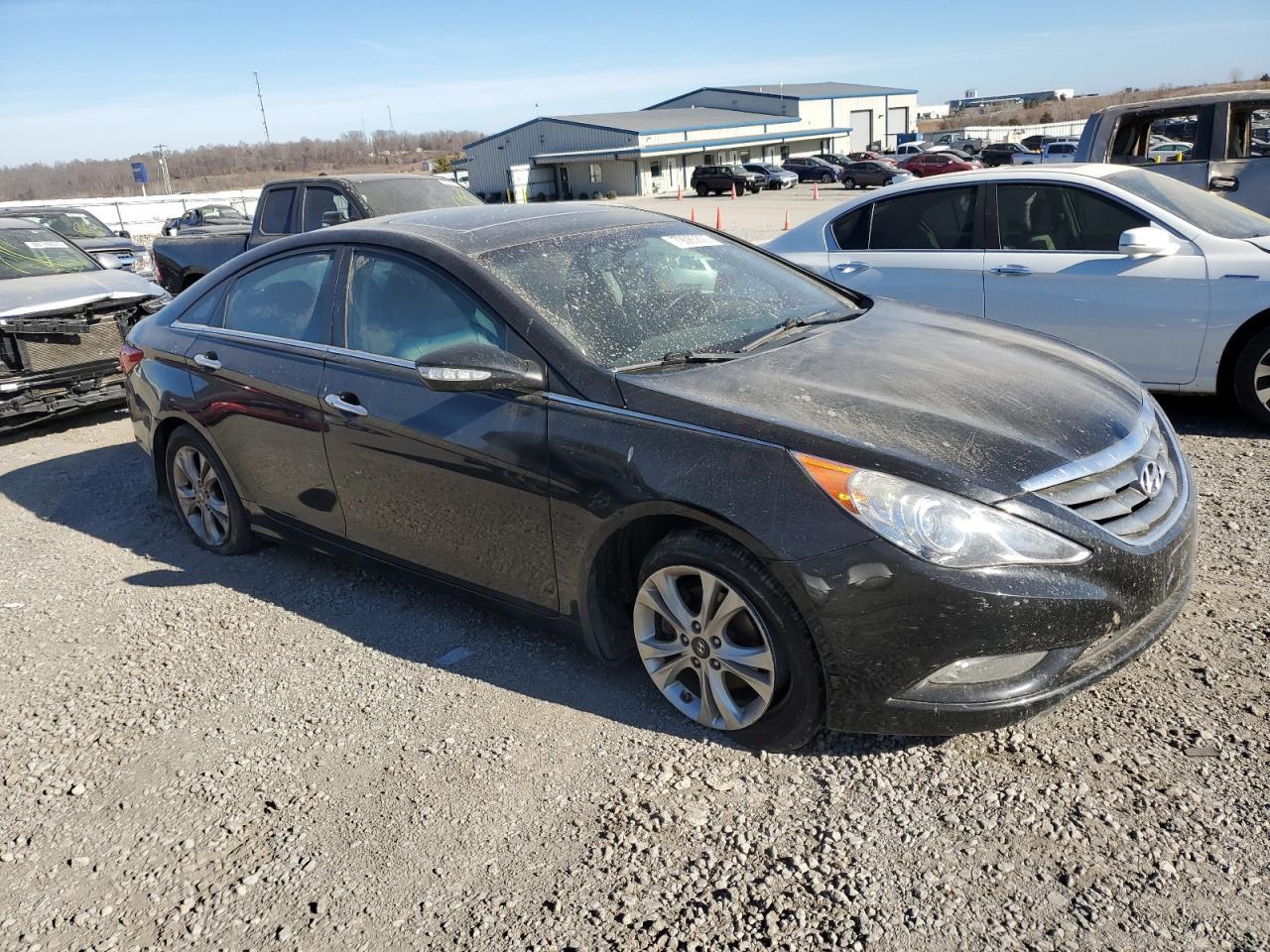 2011 HYUNDAI SONATA SE - Image 4
