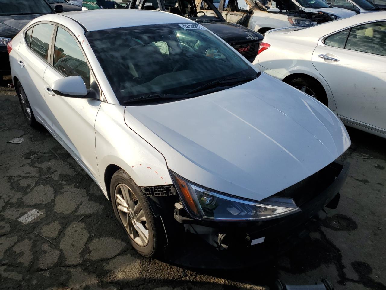 2019 HYUNDAI ELANTRA SE - Фото 4