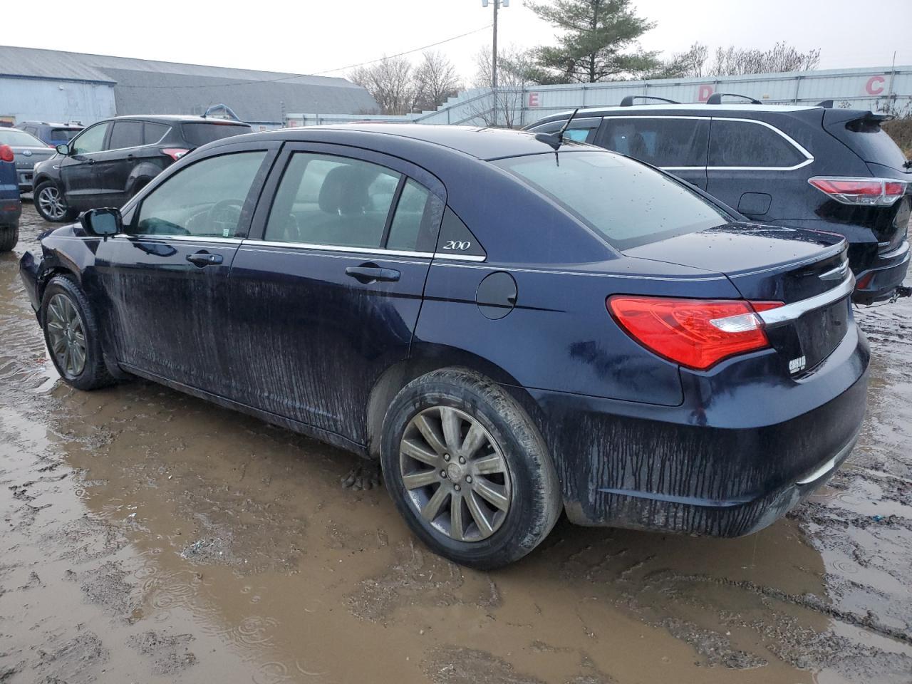 2012 CHRYSLER 200 TOURIN - Image 2