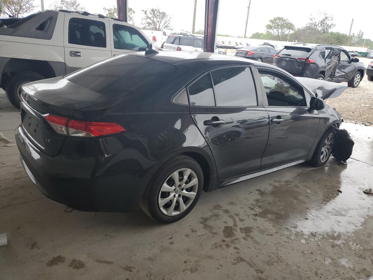 2021 TOYOTA COROLLA LE - Фото 3