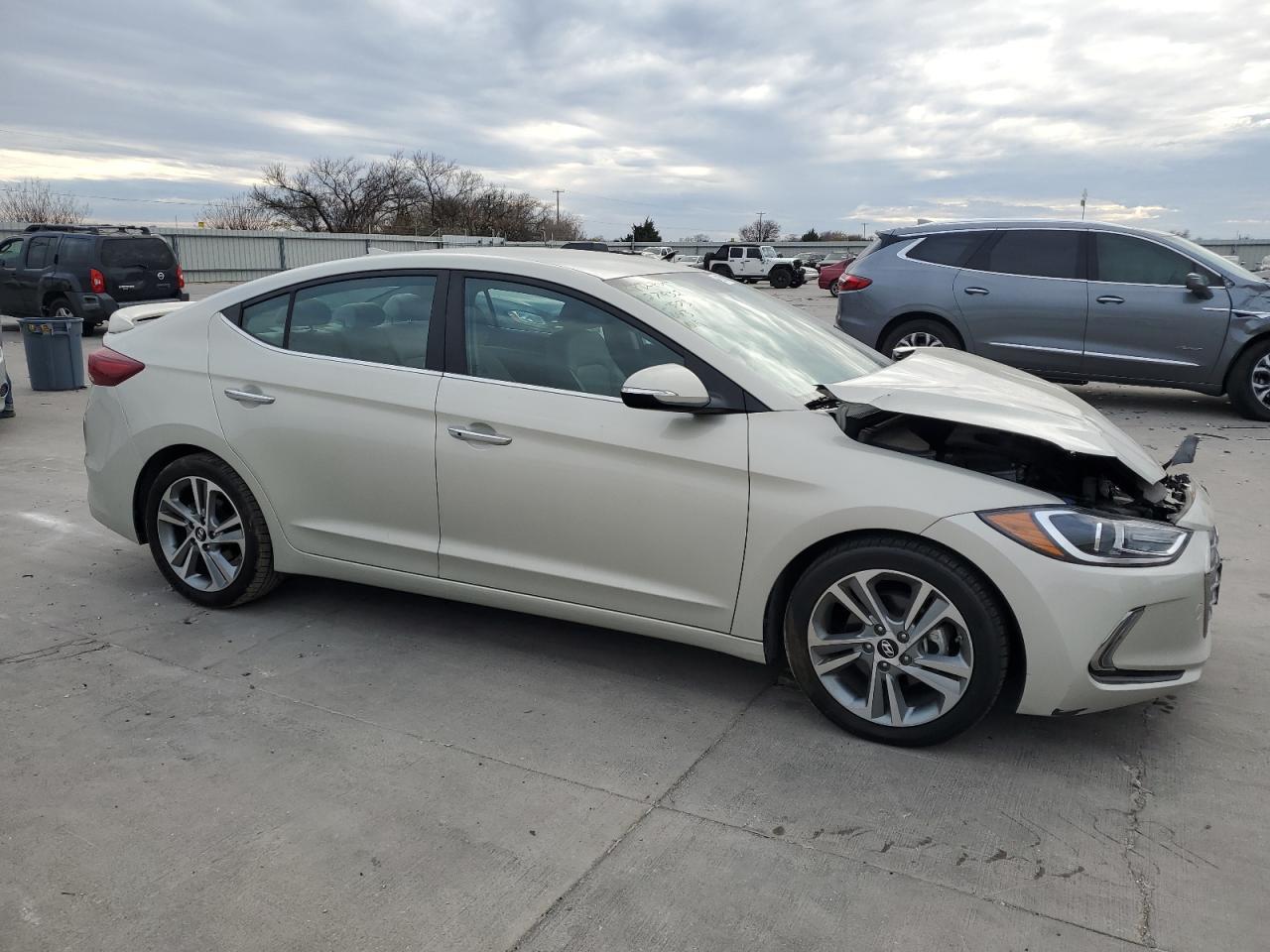 2017 HYUNDAI ELANTRA SE - Фото 4