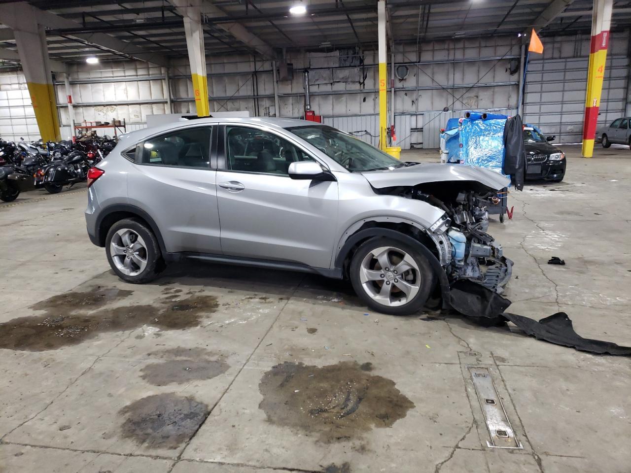 2018 HONDA HR-V LX - Image 4