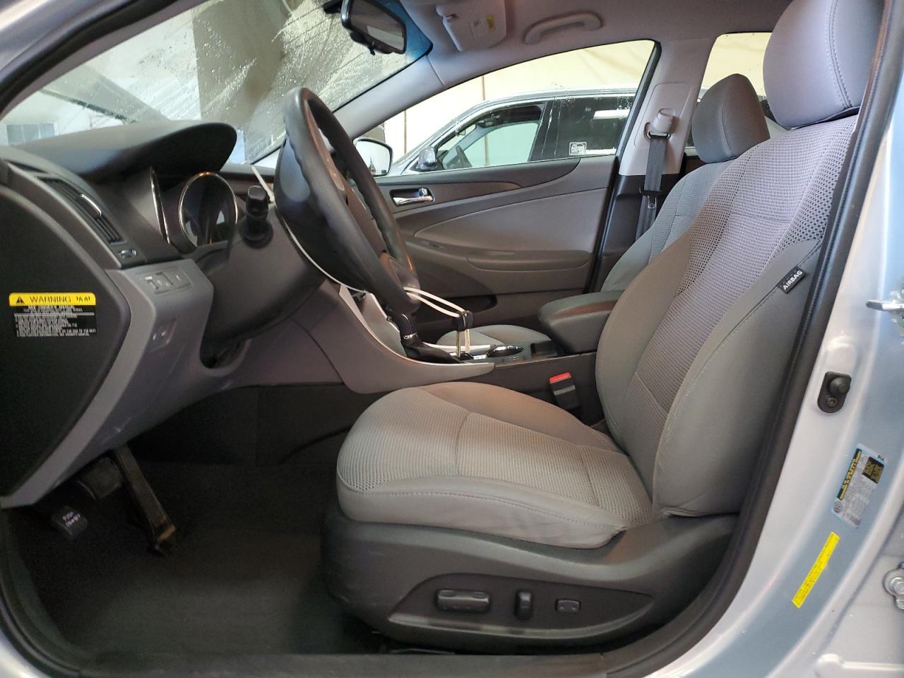 2013 HYUNDAI SONATA GLS - Image 7