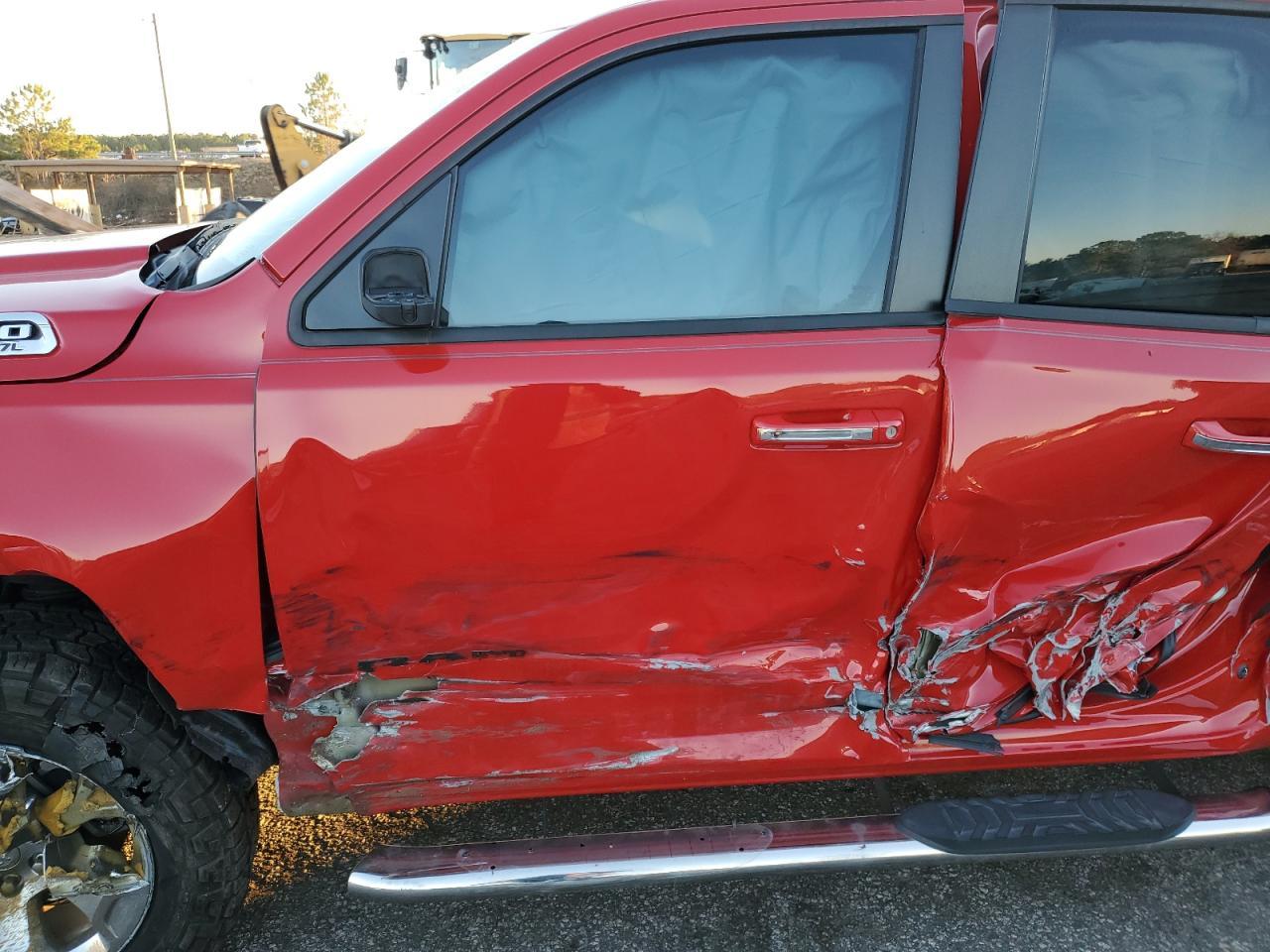 2019 RAM 1500 BIG H - Фото 7