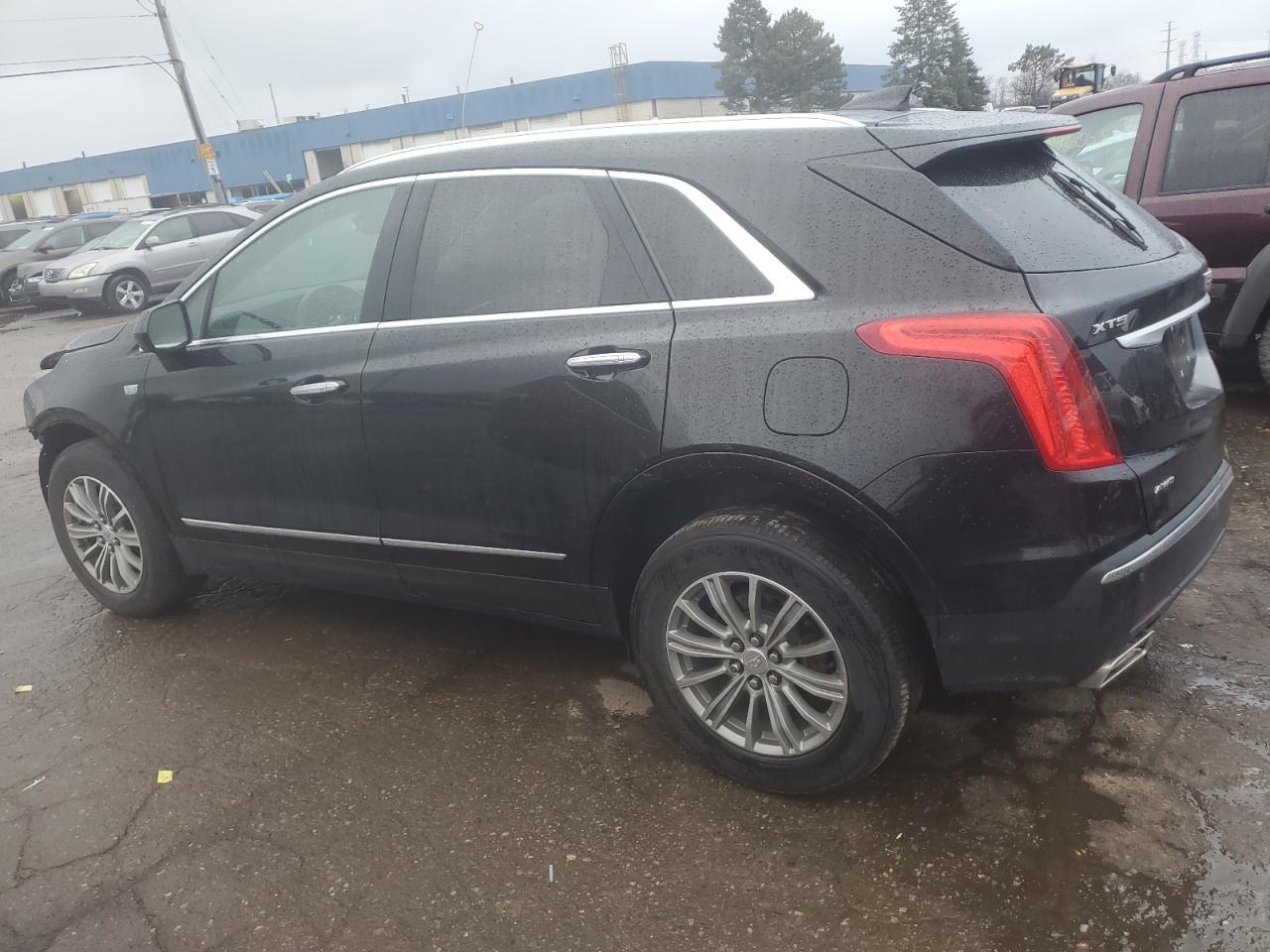 2019 CADILLAC XT5 LUXURY - Image 2