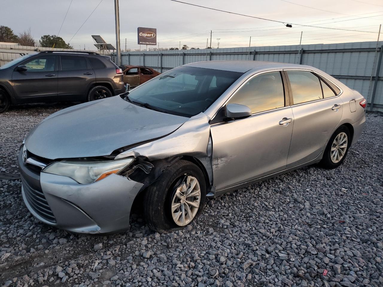 2016 TOYOTA CAMRY LE