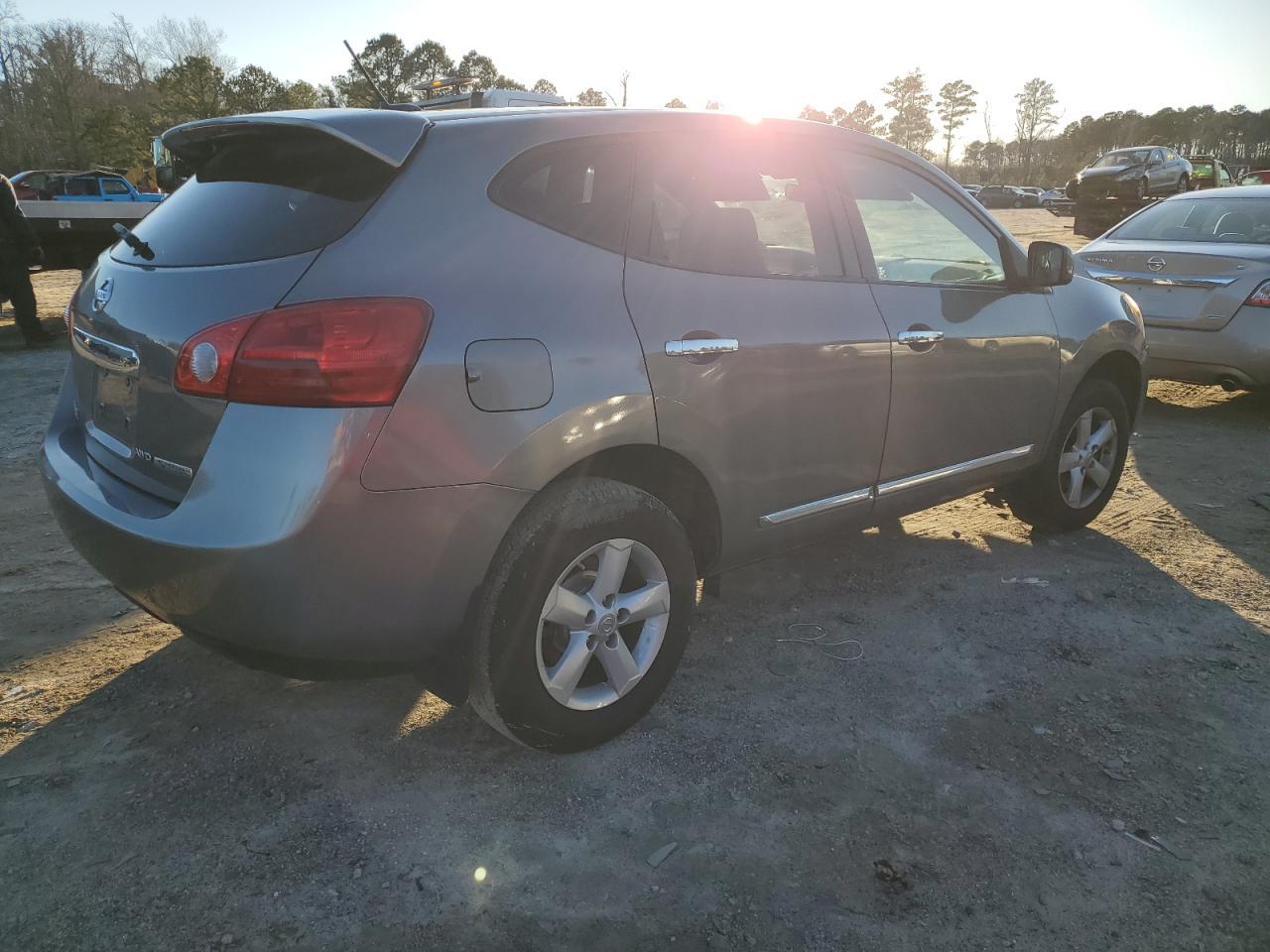 2013 NISSAN ROGUE S - Фото 3