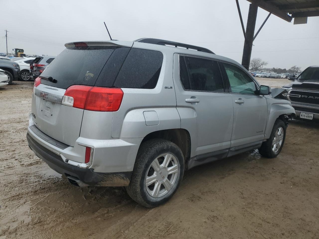 2016 GMC TERRAIN SL - Фото 3
