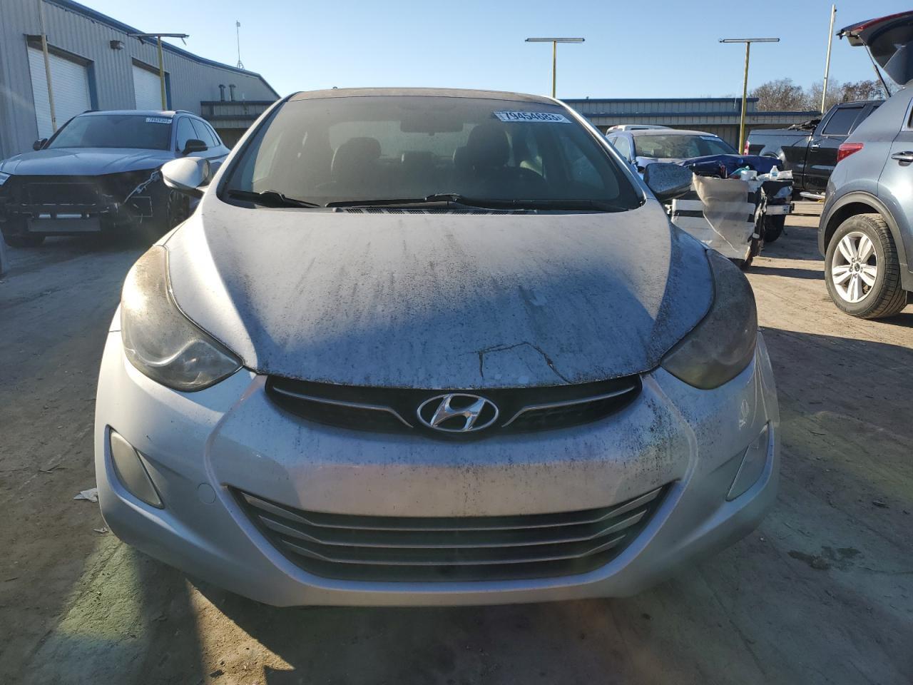 2011 HYUNDAI ELANTRA GL - Image 5
