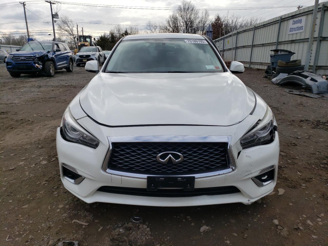 2018 INFINITI Q50 LUXE - Фото 5