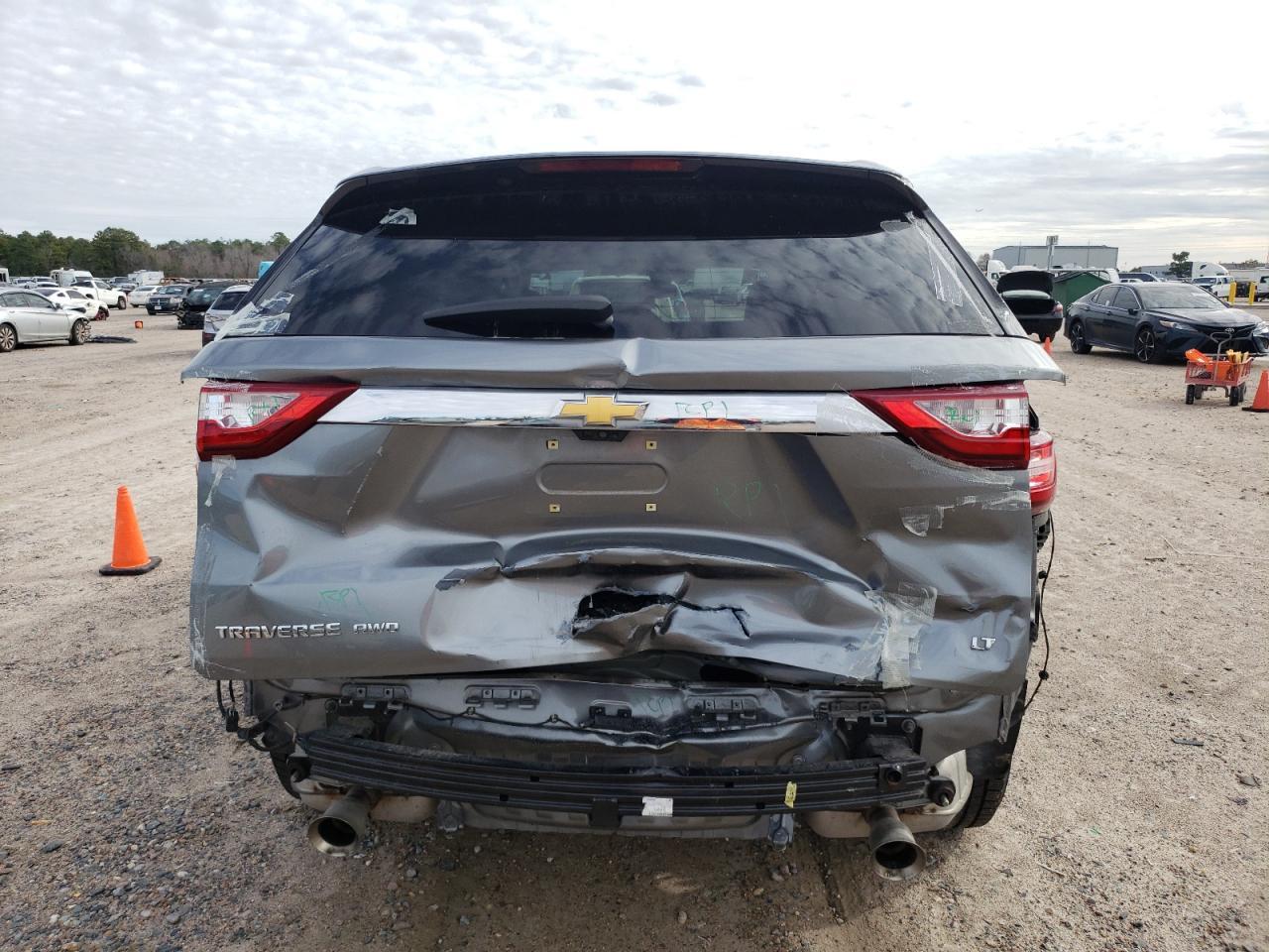 2018 CHEVROLET TRAVERSE L - Фото 6
