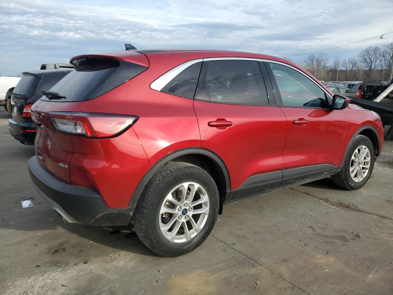 2020 FORD ESCAPE SE - Image 3
