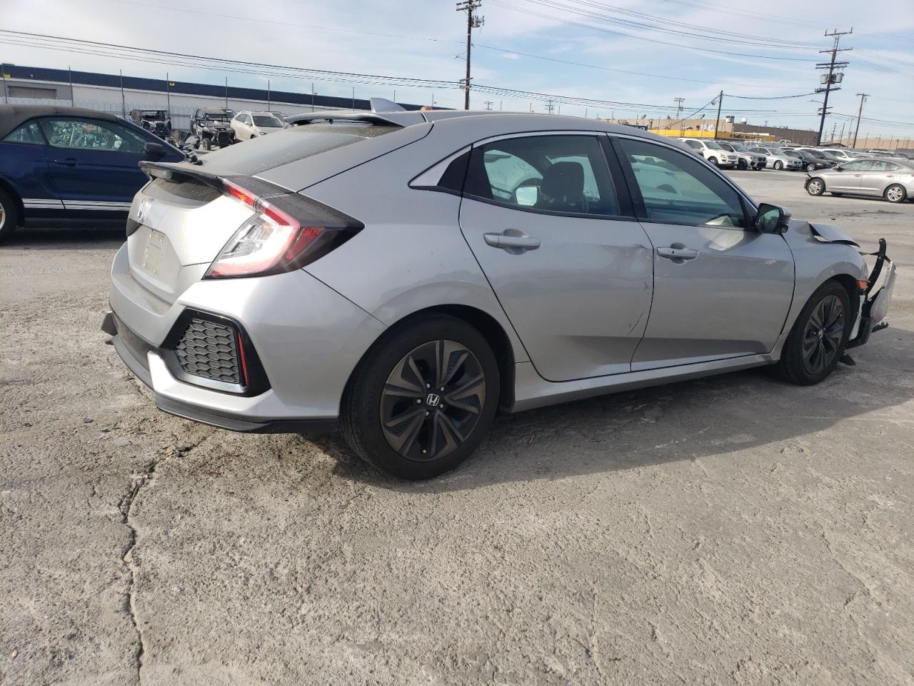 2018 HONDA CIVIC EX - Image 3