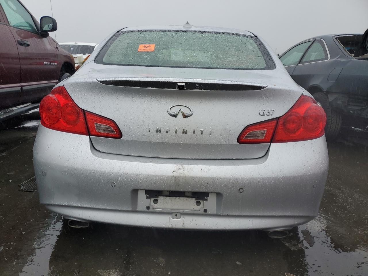 2012 INFINITI G37 BASE - Image 6