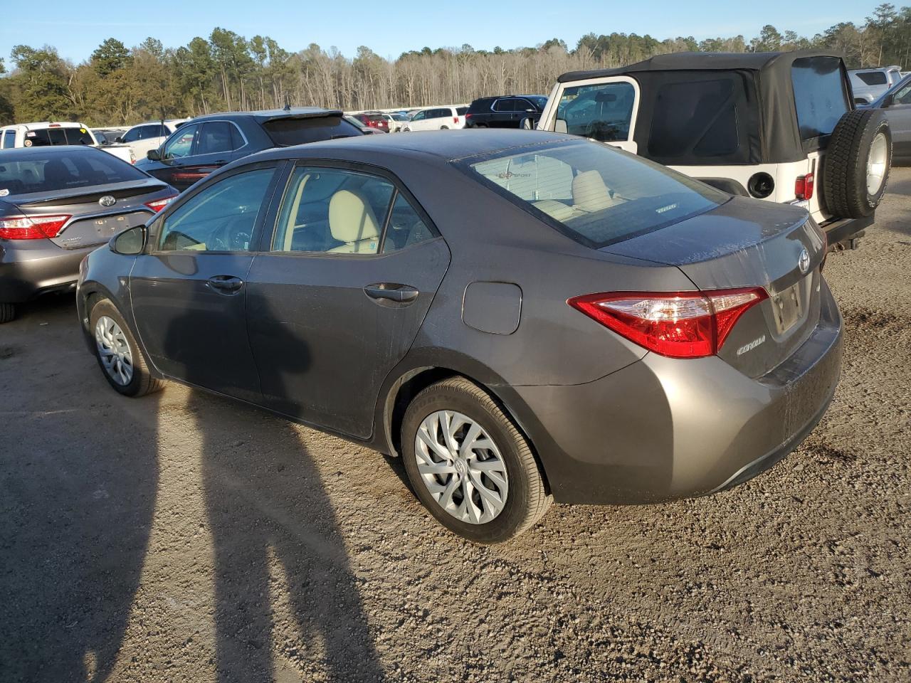 2019 TOYOTA COROLLA L - Фото 2