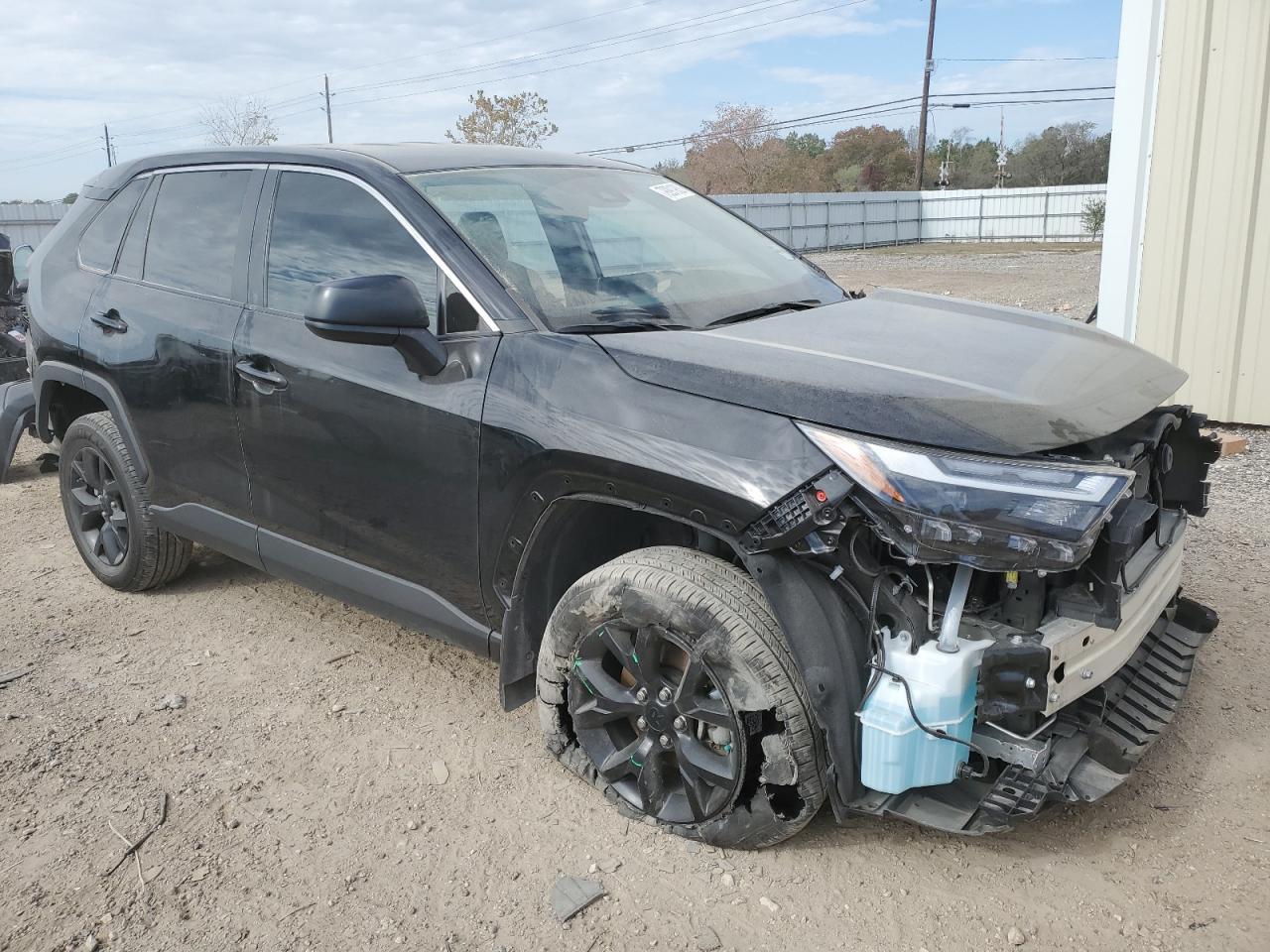 2023 TOYOTA RAV4 LE - Image 4