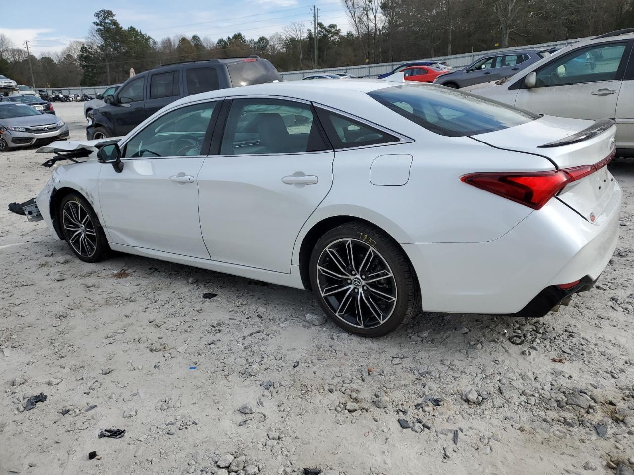 2019 TOYOTA AVALON XLE - Фото 2