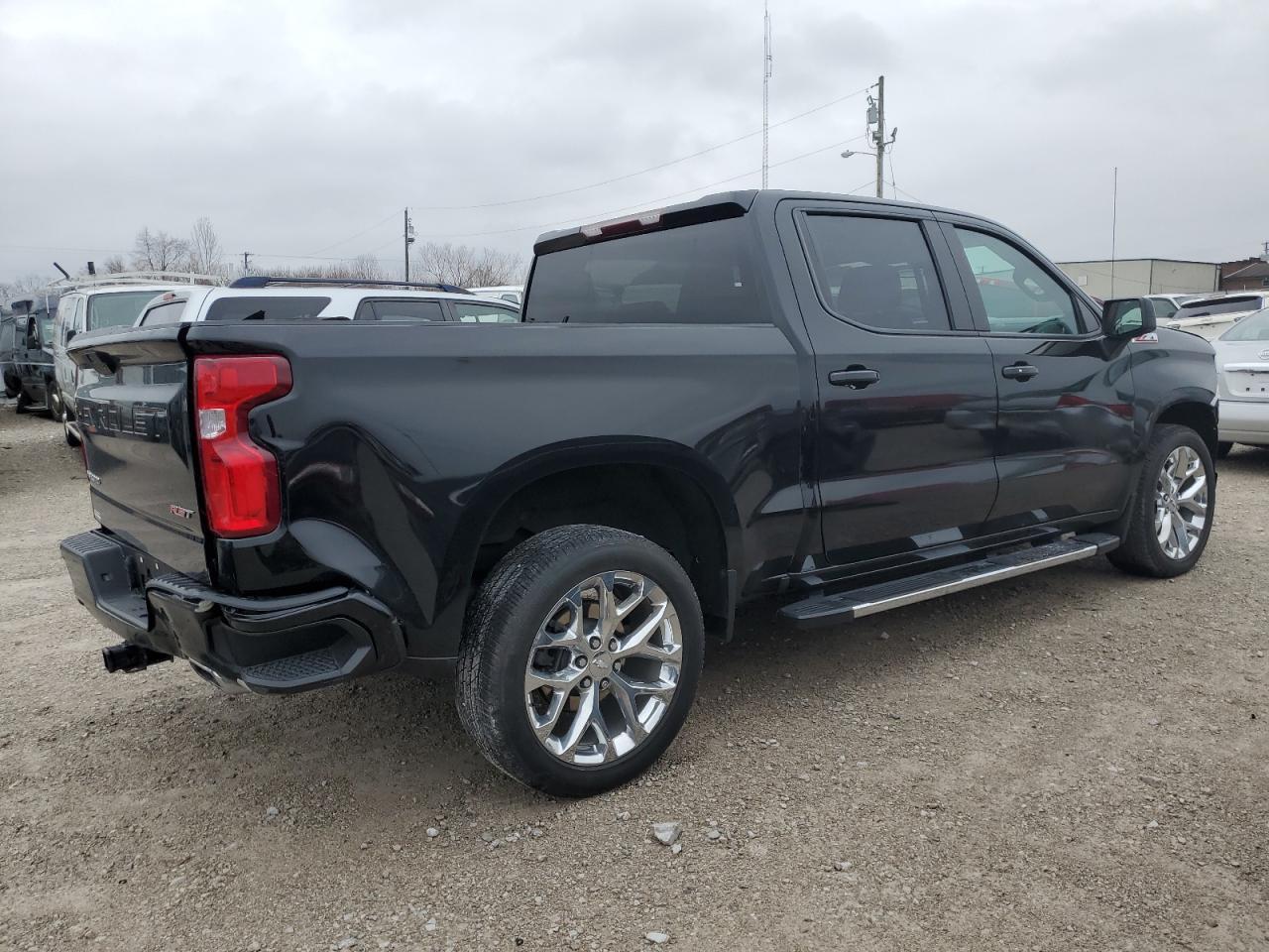 2021 CHEVROLET SILVERADO - Фото 3
