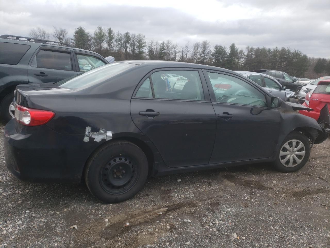 2013 TOYOTA COROLLA BA - Фото 3