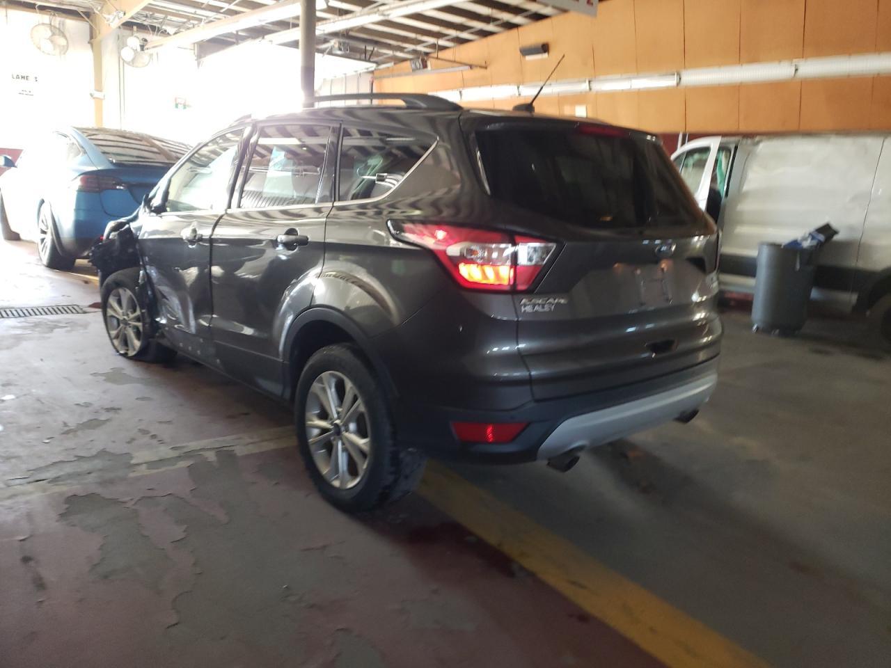 2017 FORD ESCAPE SE - Фото 2